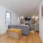 Queensferry Street Lane - Fantastic 2 Bedroom City Centre Mews House With Free Secure Parking!